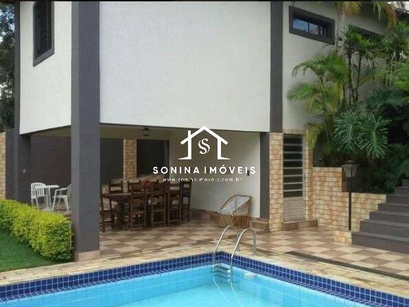 Casa à venda com 4 quartos, 400m² - Foto 2