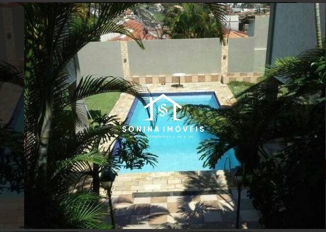 Casa à venda com 4 quartos, 400m² - Foto 1