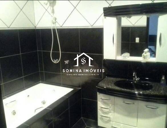 Casa à venda com 4 quartos, 400m² - Foto 16