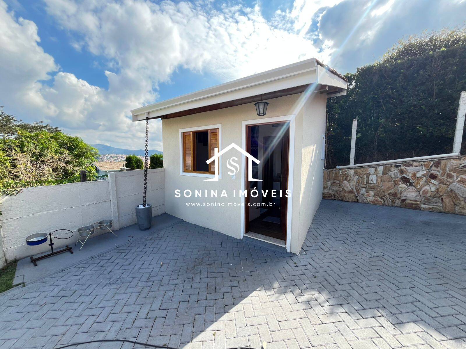 Casa, 4 quartos, 249 m² - Foto 35