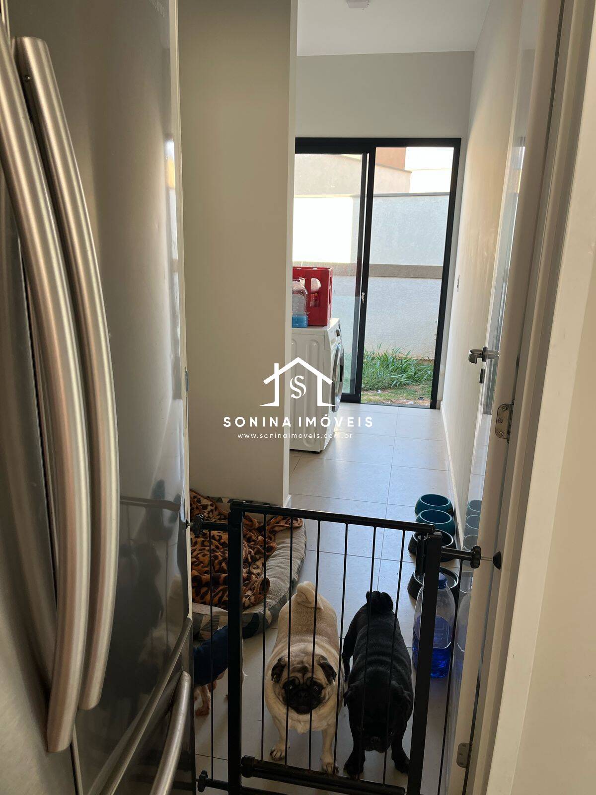 Casa à venda com 3 quartos, 275m² - Foto 9