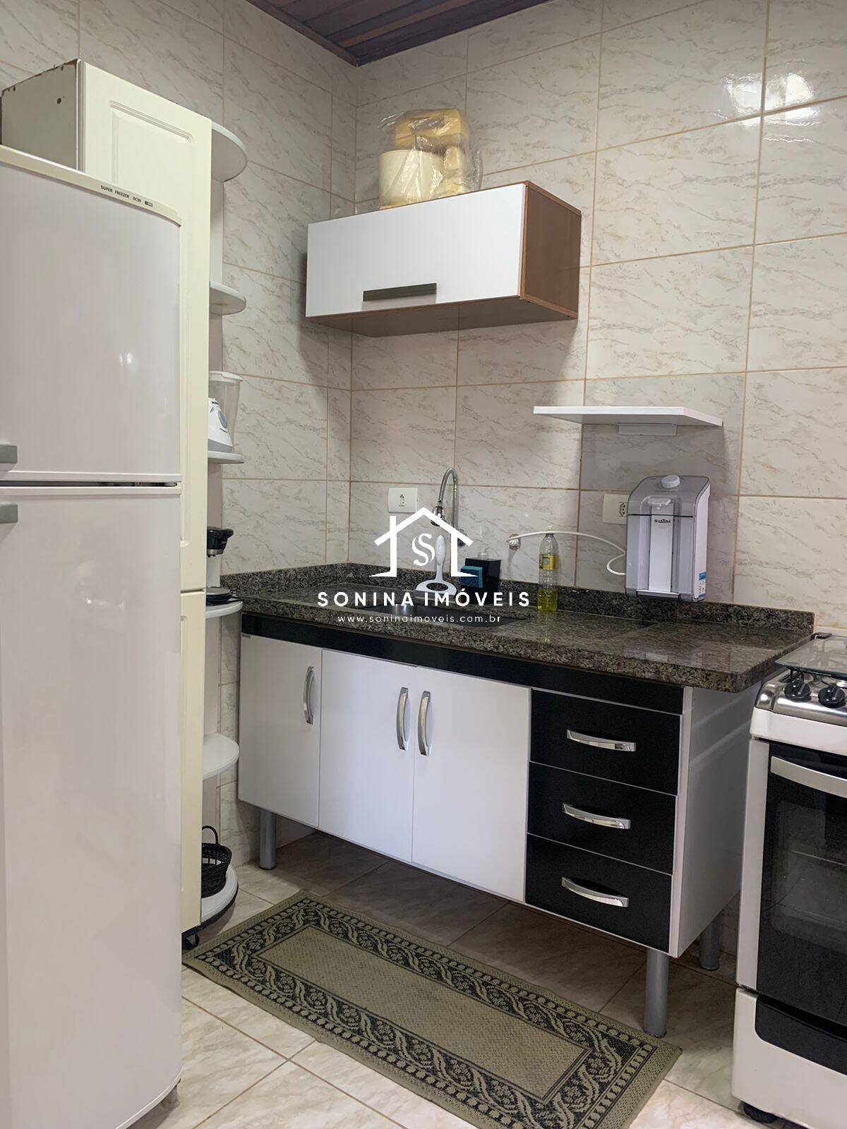 Casa à venda com 2 quartos, 80m² - Foto 9