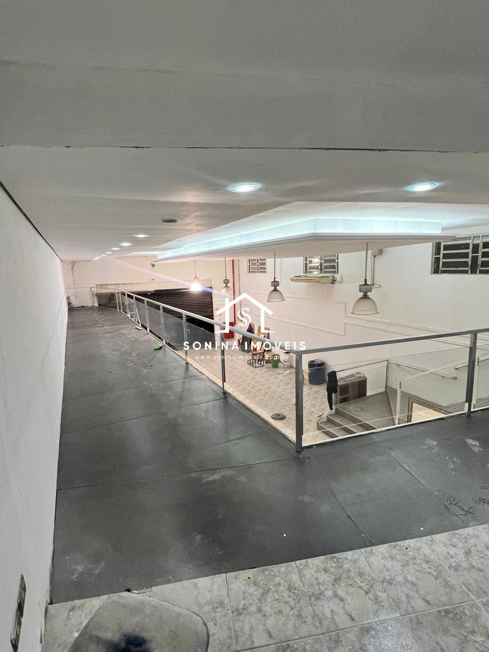 Loja-Salão, 750 m² - Foto 2