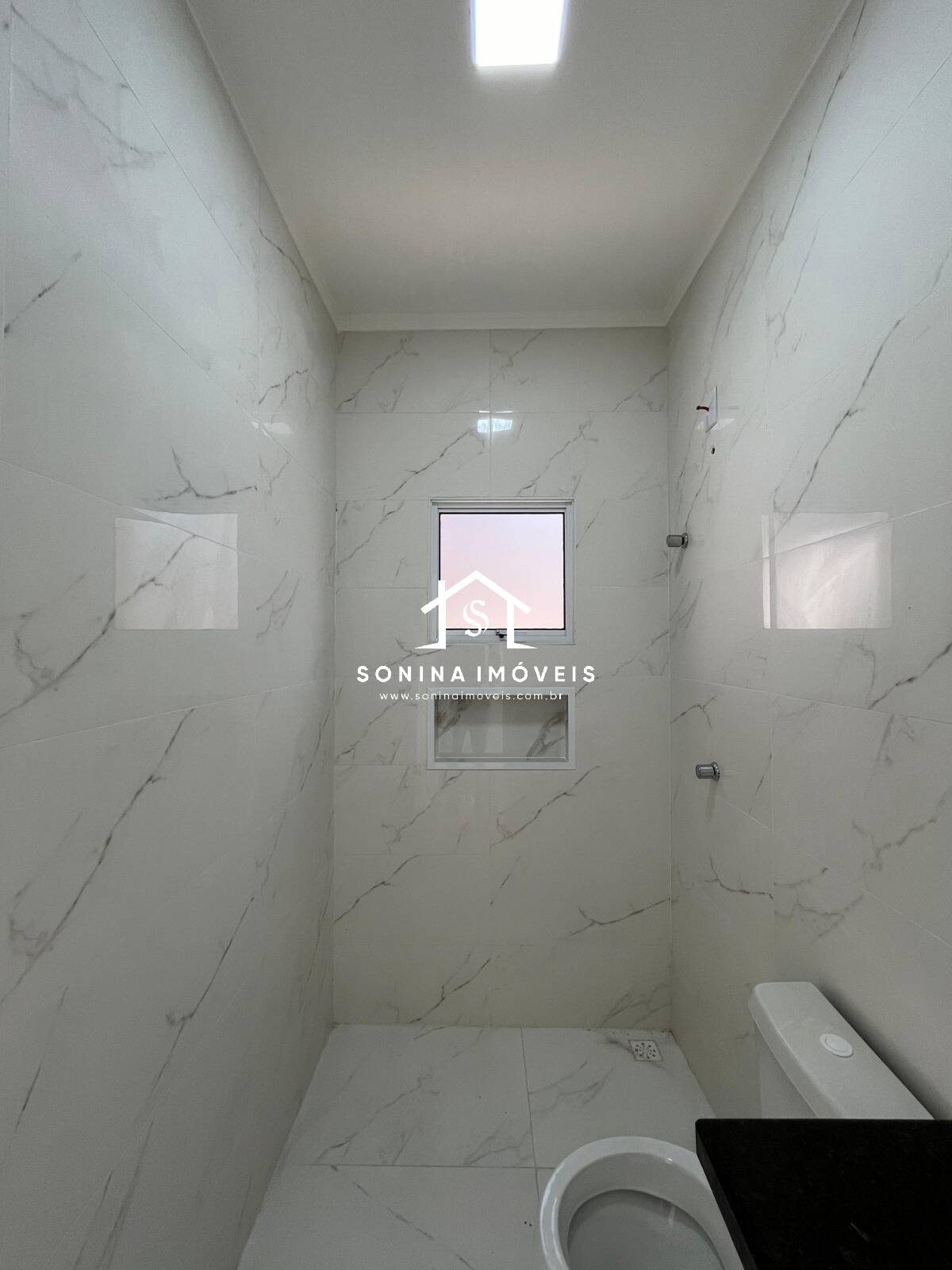 Casa à venda com 2 quartos, 125m² - Foto 12
