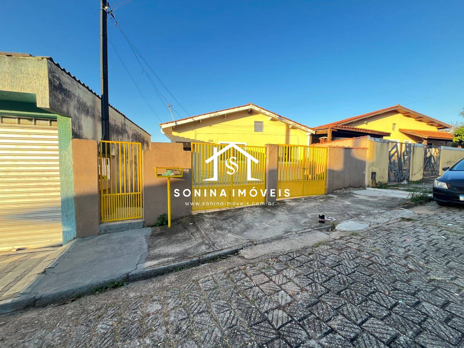 Casa, 4 quartos, 180 m² - Foto 2