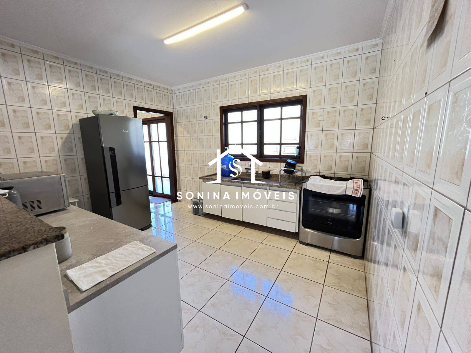 Casa à venda com 3 quartos, 180m² - Foto 52