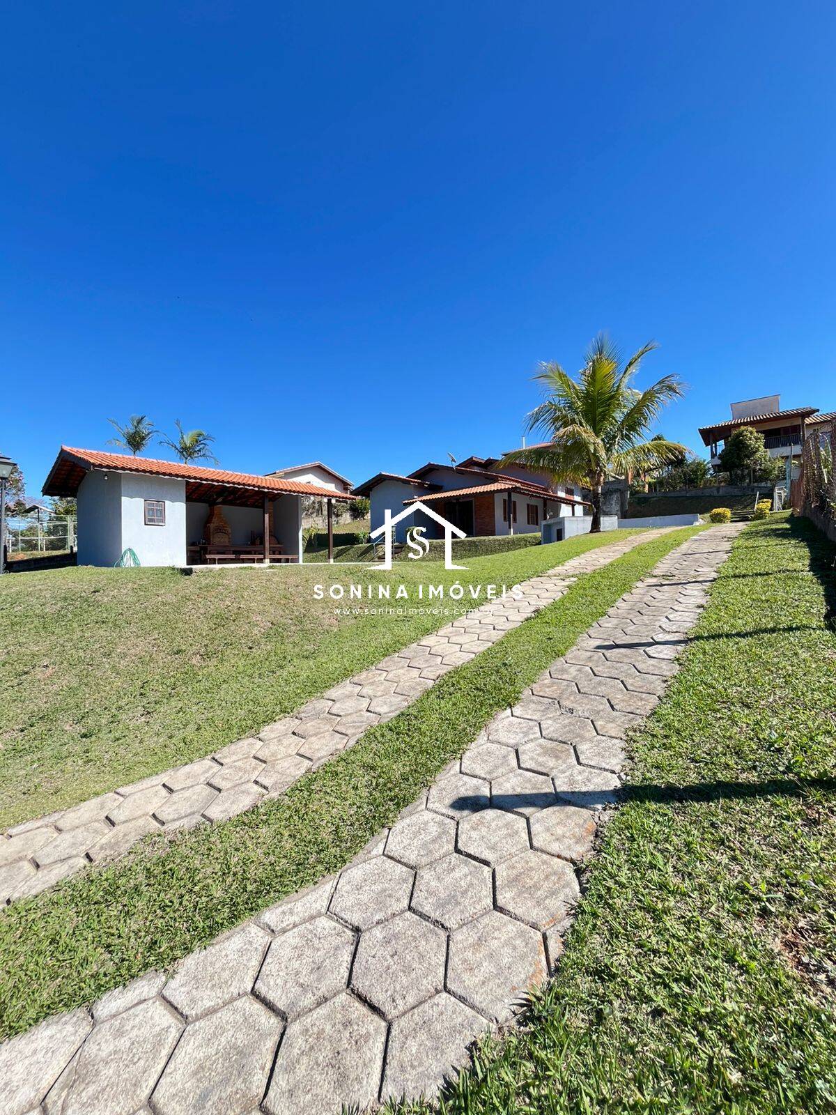 Casa à venda com 3 quartos, 180m² - Foto 18