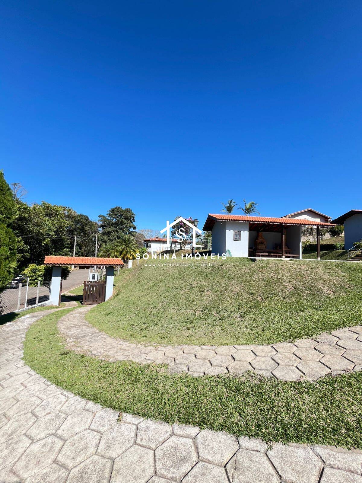 Casa à venda com 3 quartos, 180m² - Foto 21