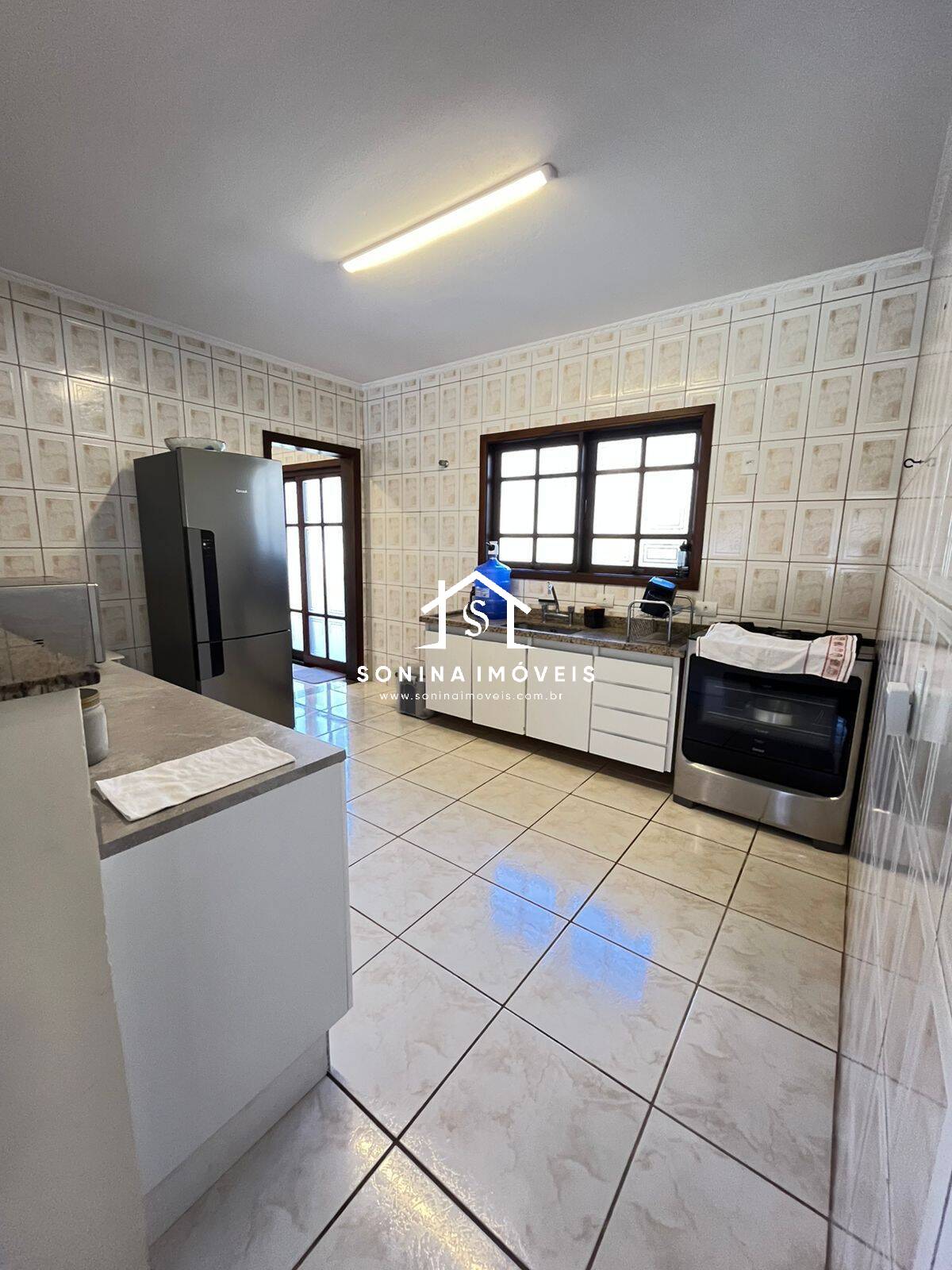 Casa à venda com 3 quartos, 180m² - Foto 59
