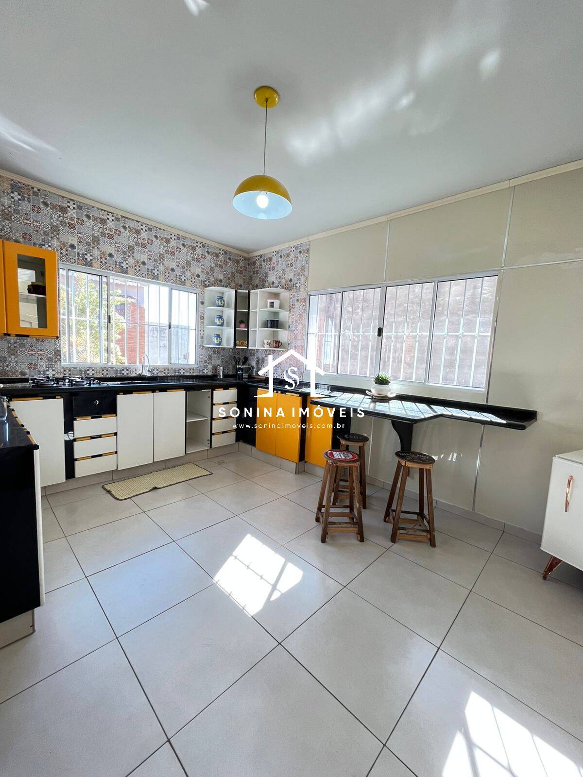 Casa à venda com 3 quartos, 280m² - Foto 18