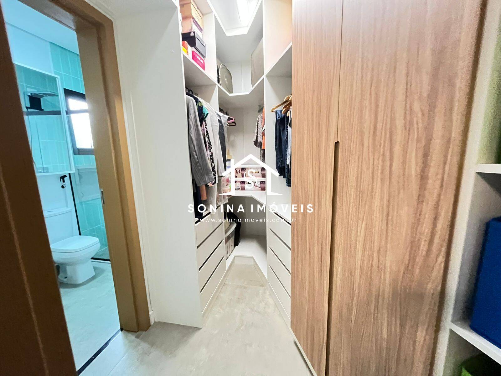 Casa à venda com 3 quartos, 291m² - Foto 20