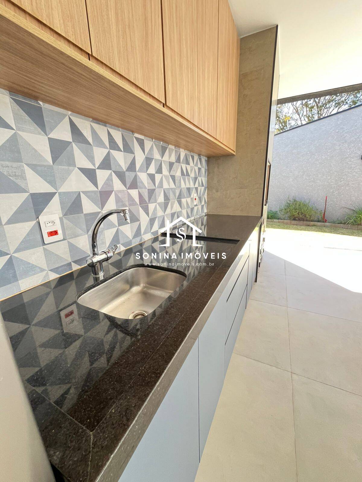 Casa à venda com 3 quartos, 291m² - Foto 27