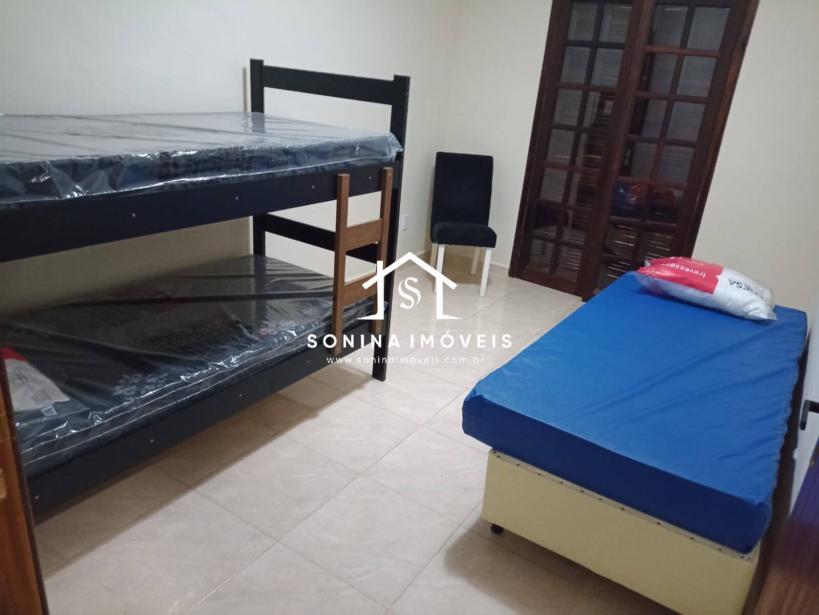 Casa para alugar com 3 quartos, 160m² - Foto 24