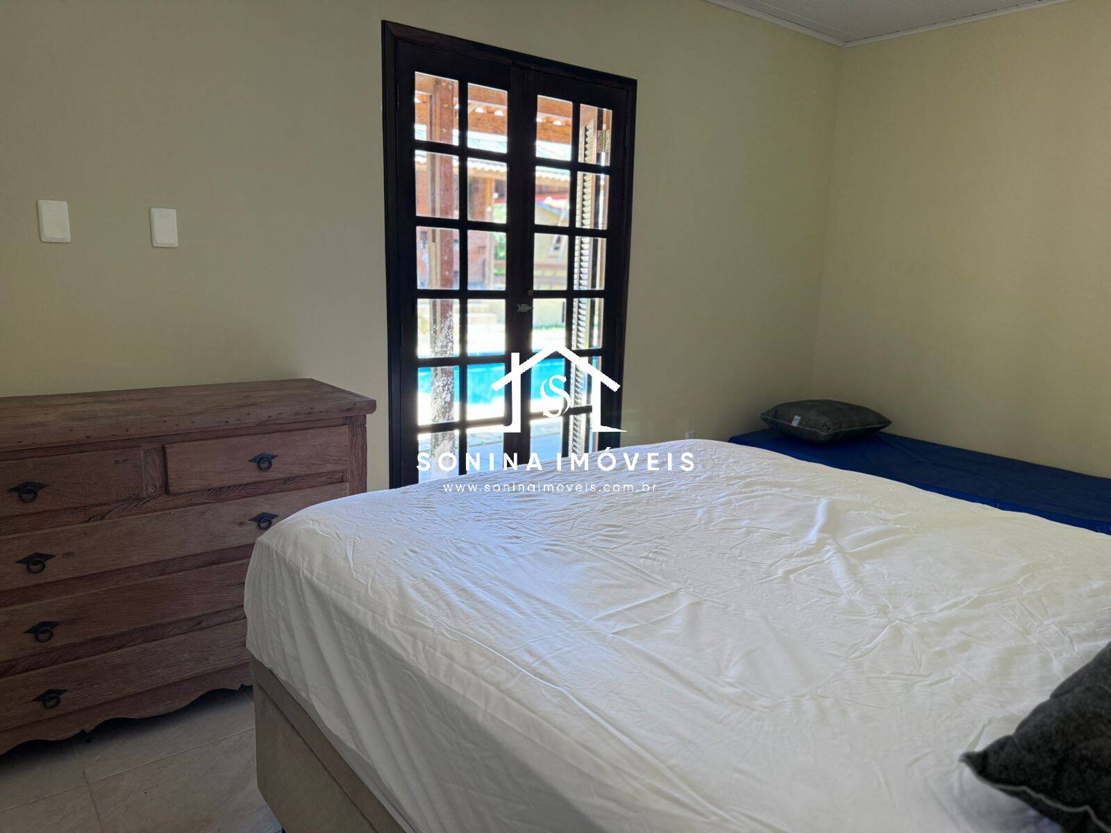 Casa para alugar com 3 quartos, 160m² - Foto 13