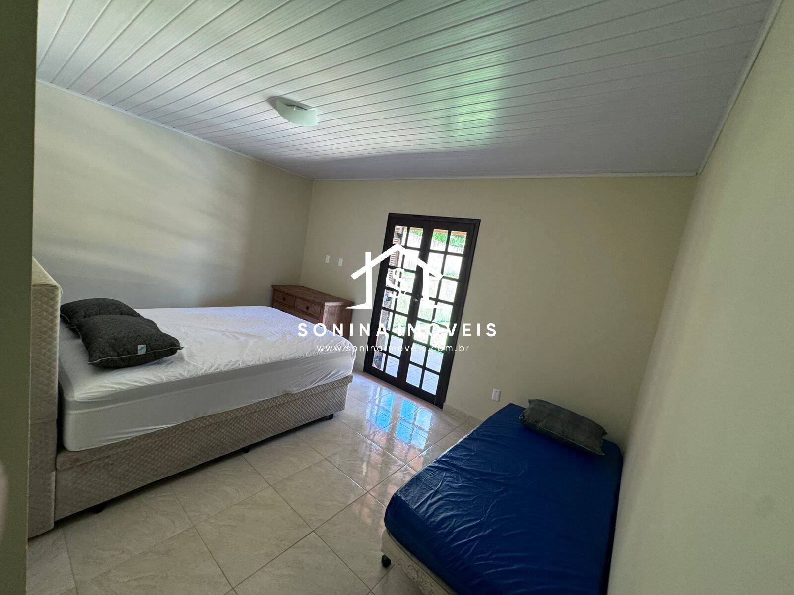 Casa para alugar com 3 quartos, 160m² - Foto 14