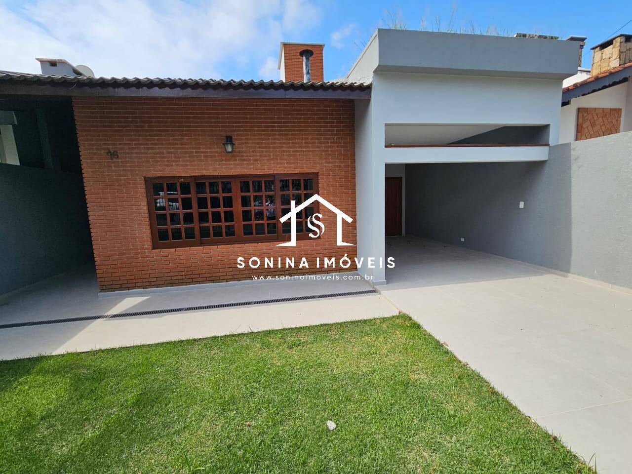 Casa à venda e aluguel com 6 quartos, 376m² - Foto 4