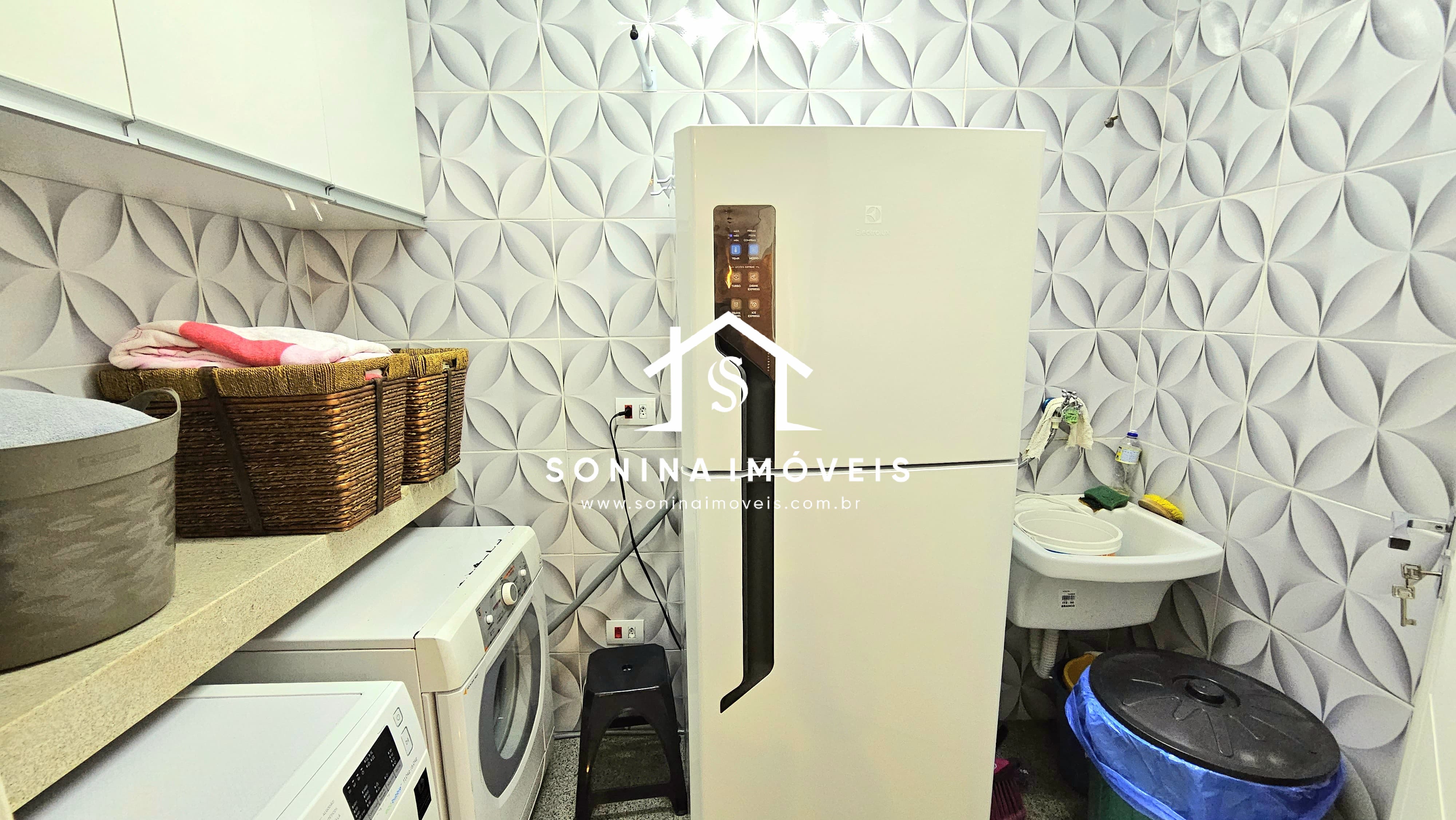 Casa de Condomínio à venda com 4 quartos, 380m² - Foto 37