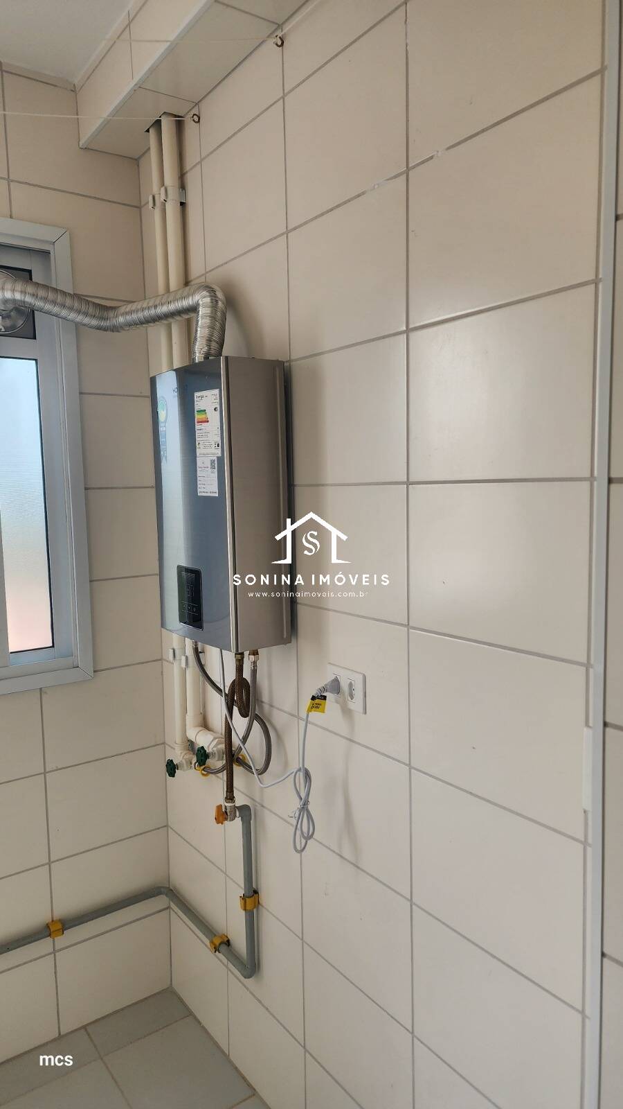 Apartamento para alugar com 3 quartos, 105m² - Foto 11