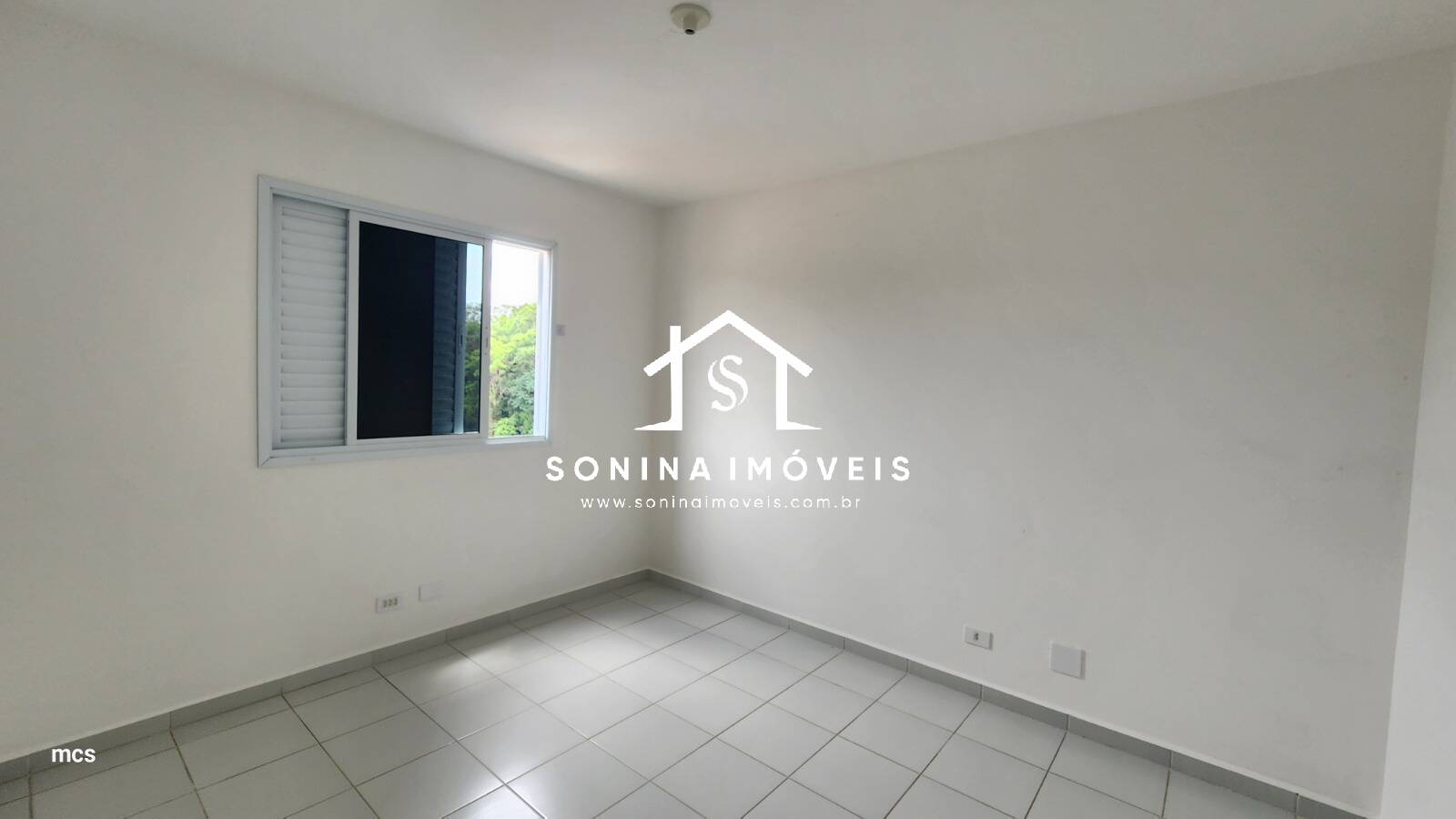 Apartamento para alugar com 3 quartos, 105m² - Foto 16