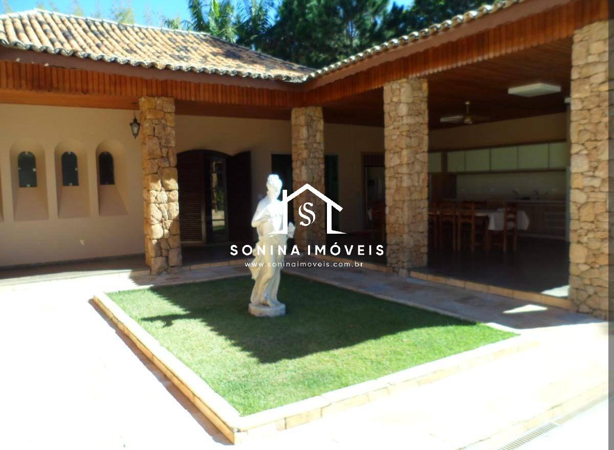 Casa à venda com 7 quartos, 1200m² - Foto 7