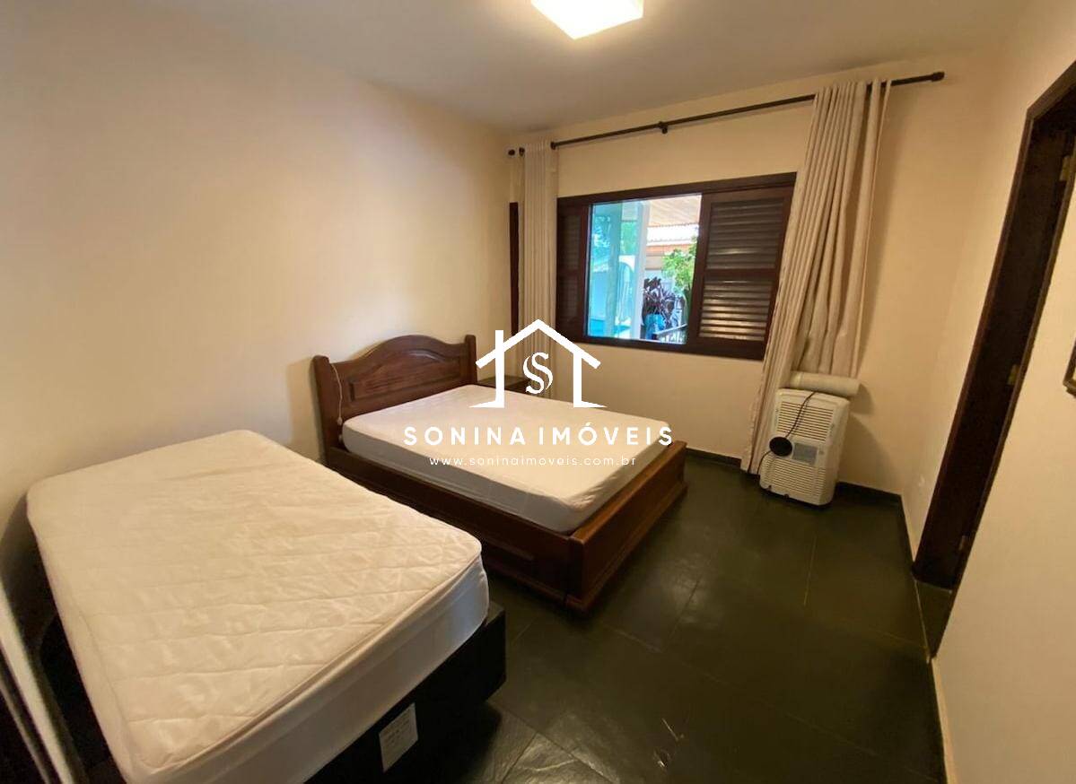 Casa à venda com 7 quartos, 1200m² - Foto 22