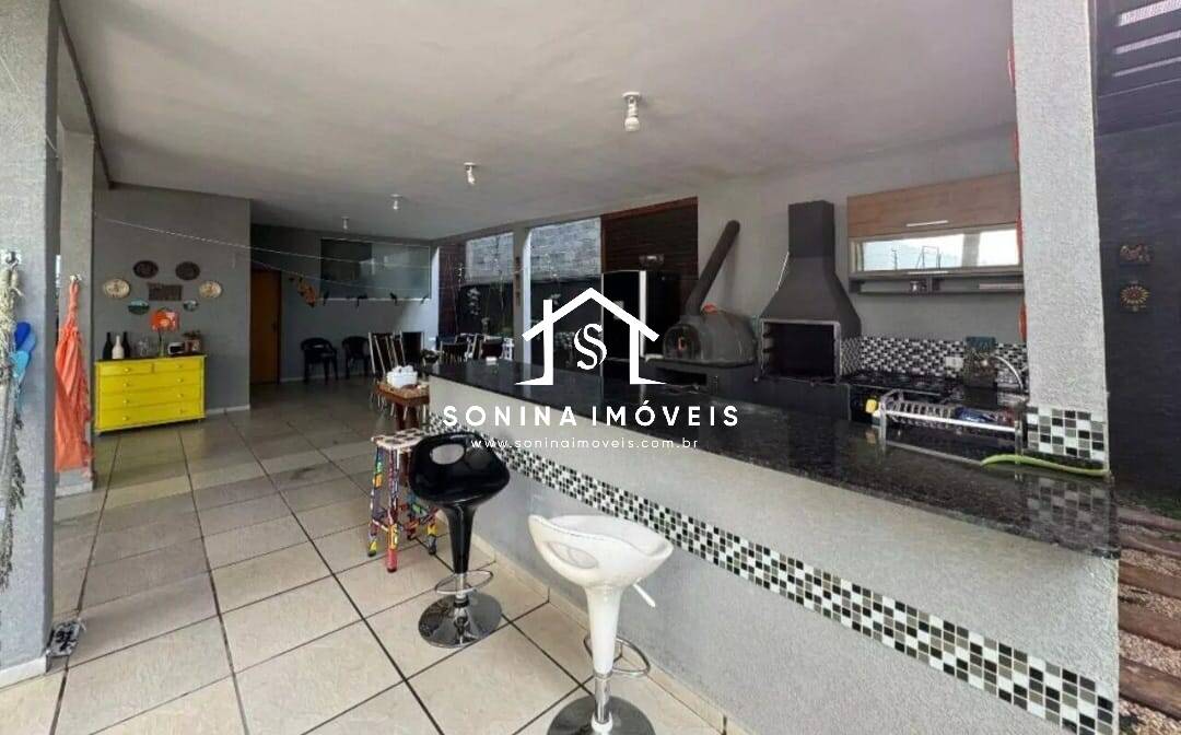 Casa, 3 quartos, 230 m² - Foto 12