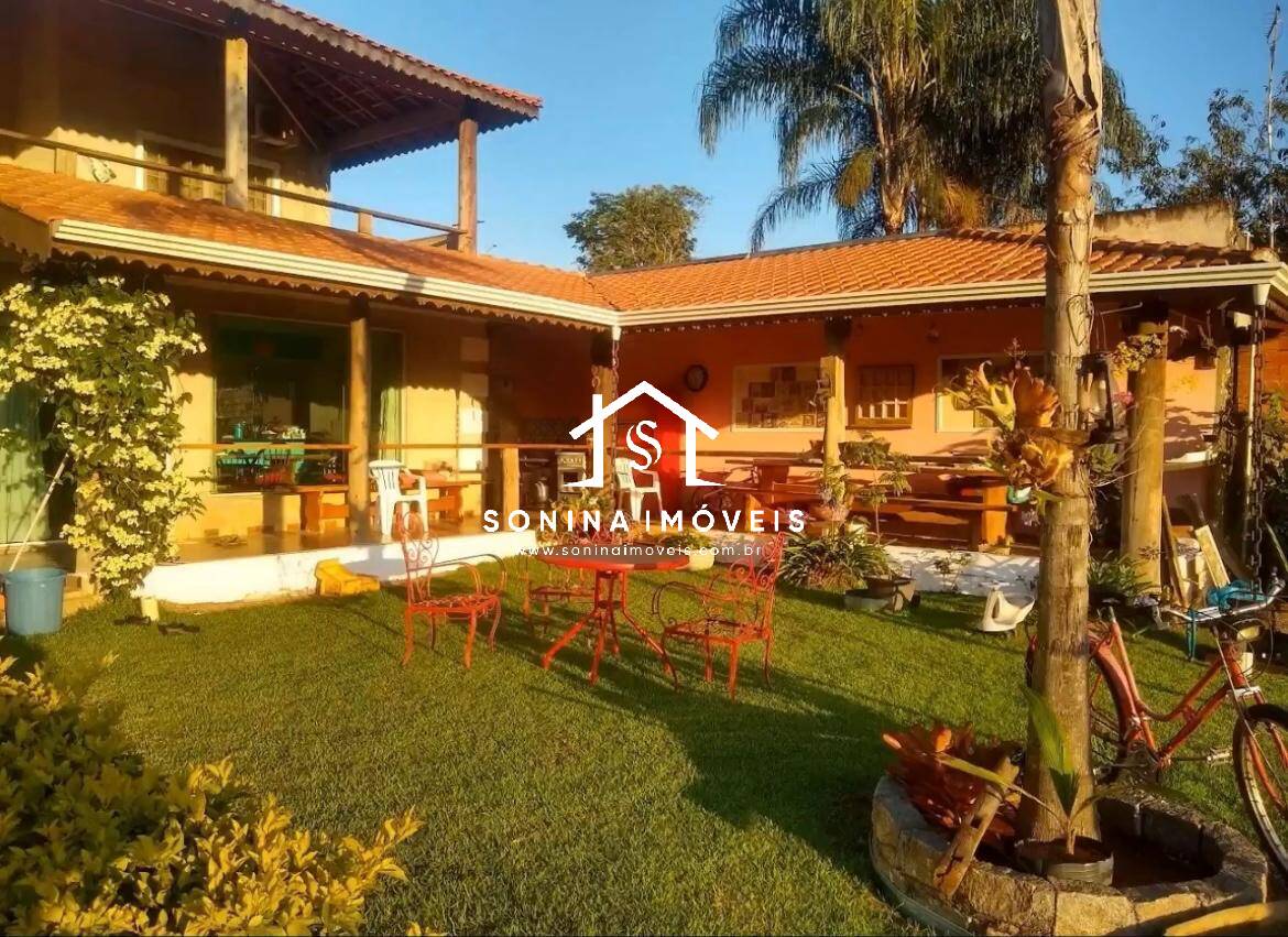 Casa, 4 quartos, 300 m² - Foto 1