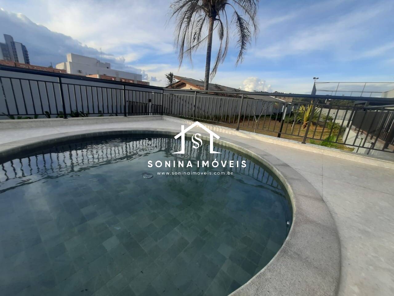 Apartamento, 3 quartos, 140 m² - Foto 2