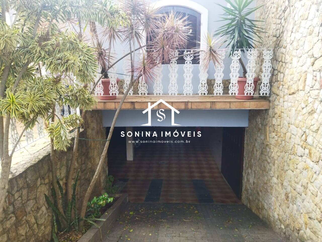 Casa, 5 quartos, 295 m² - Foto 2