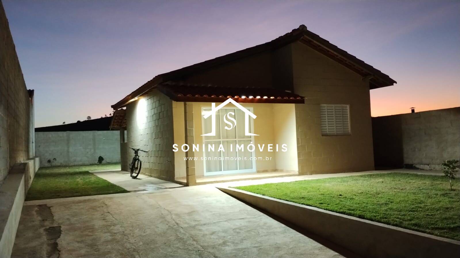Casa, 2 quartos, 65 m² - Foto 1