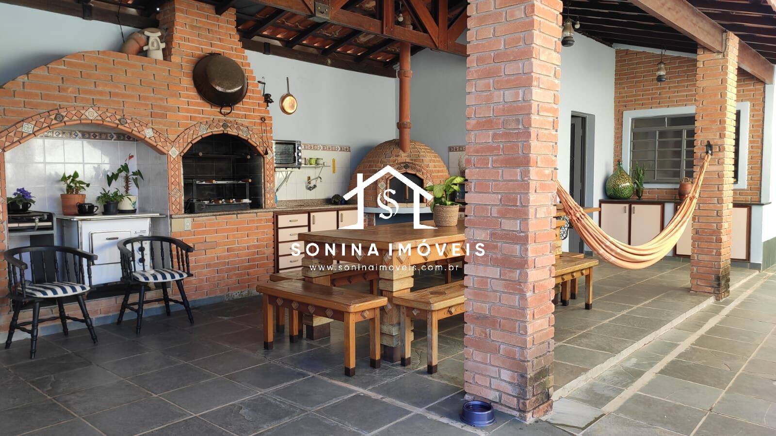 Casa, 3 quartos, 307 m² - Foto 4