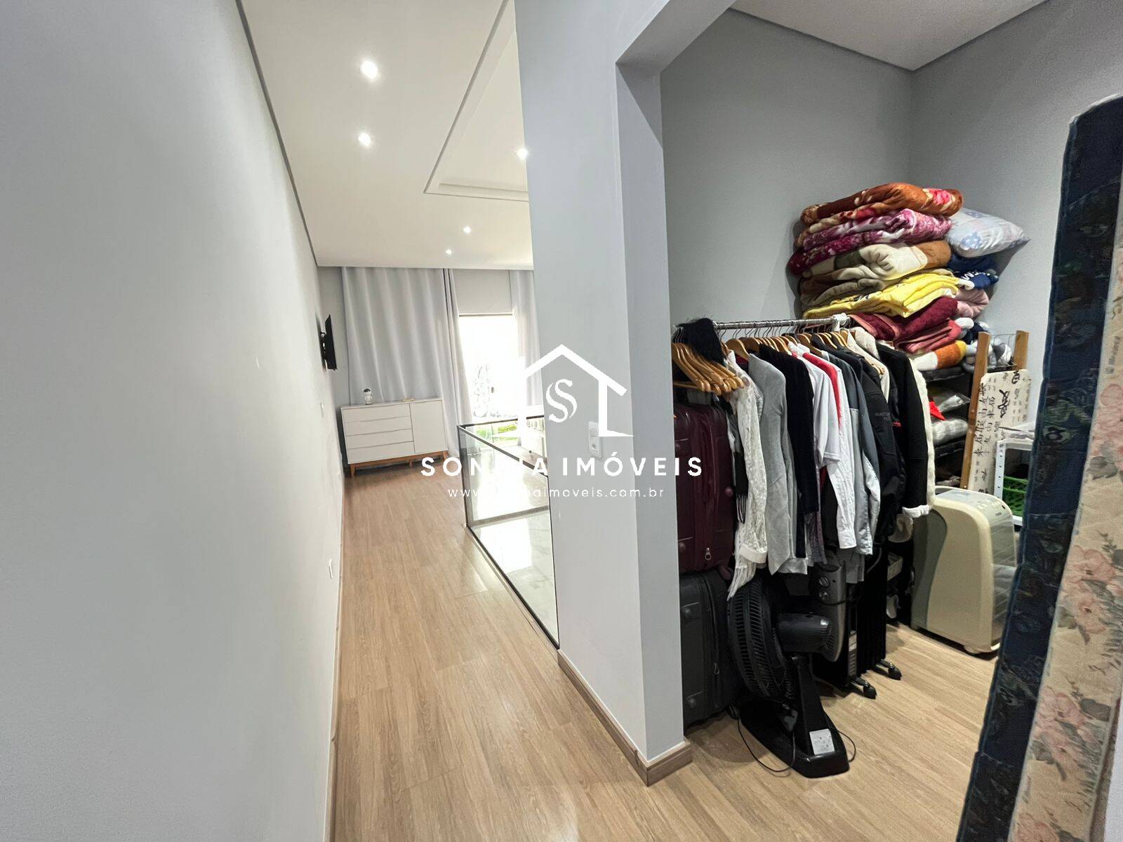 Casa, 3 quartos, 205 m² - Foto 31