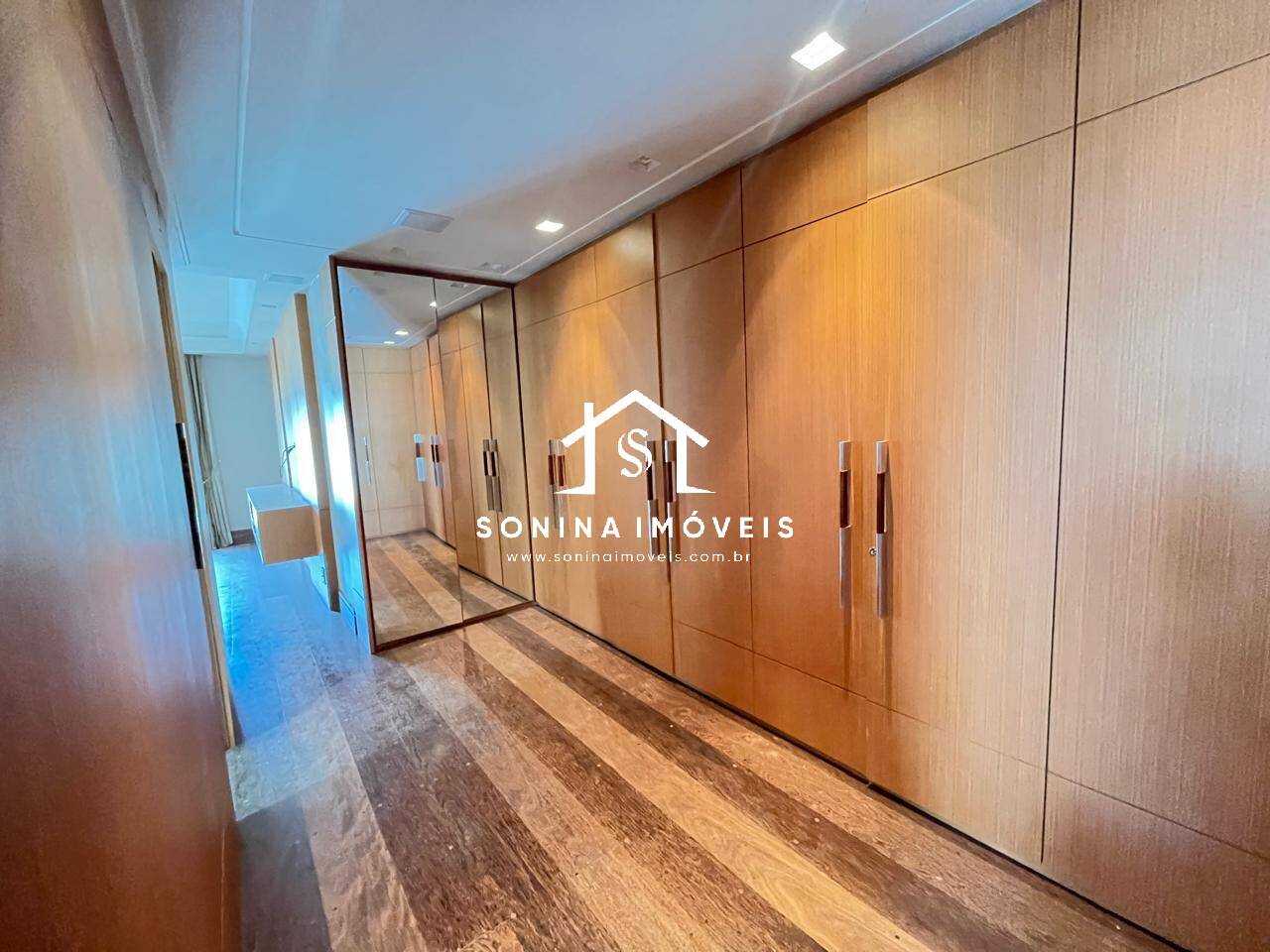 Apartamento, 3 quartos, 264 m² - Foto 16