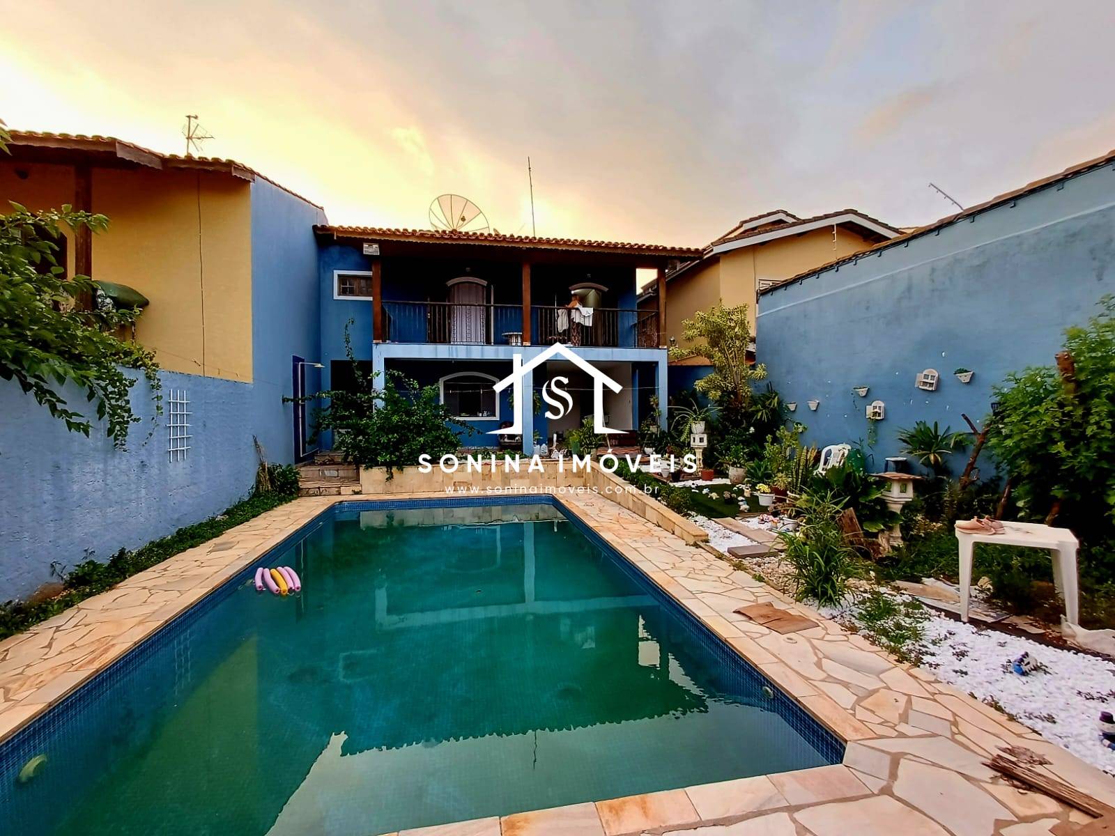 Casa, 5 quartos, 330 m² - Foto 3