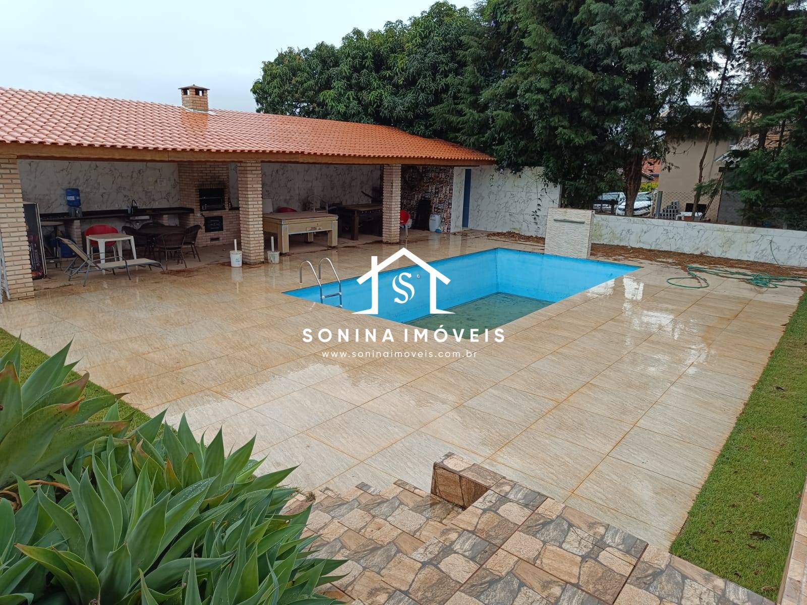 Casa, 3 quartos, 400 m² - Foto 1