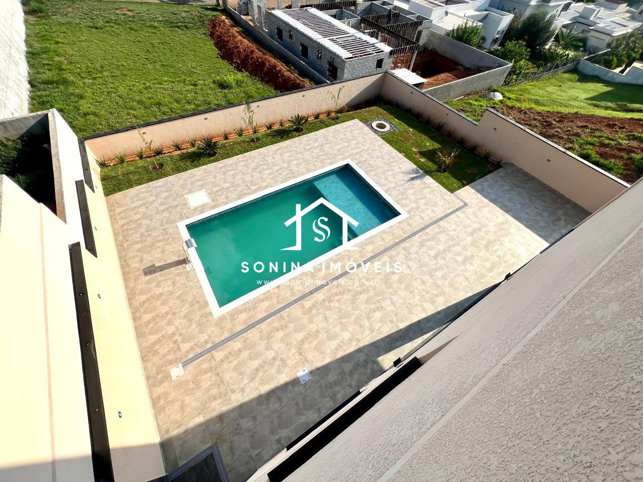 Casa, 5 quartos, 370 m² - Foto 1