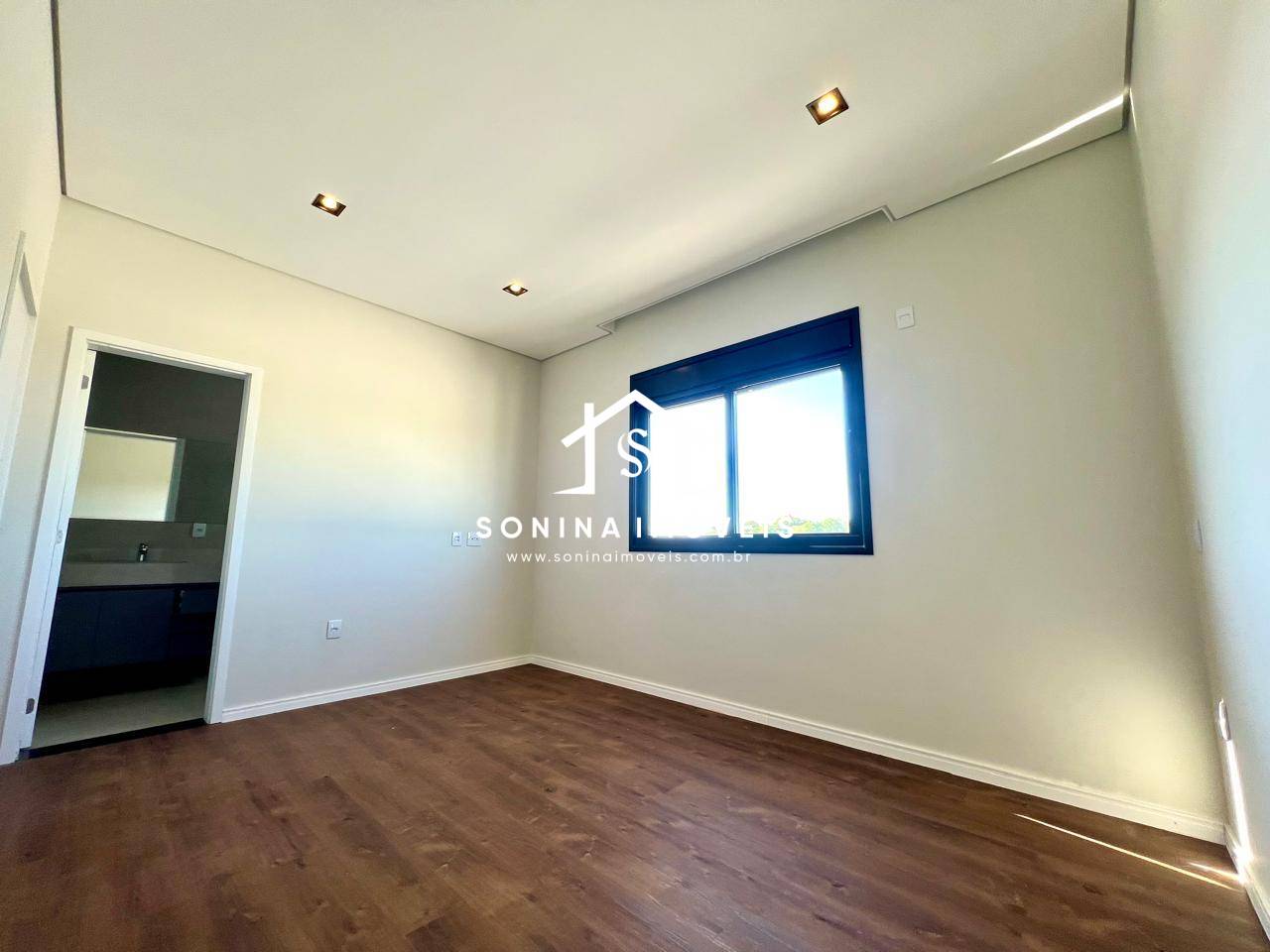 Casa, 3 quartos, 266 m² - Foto 15