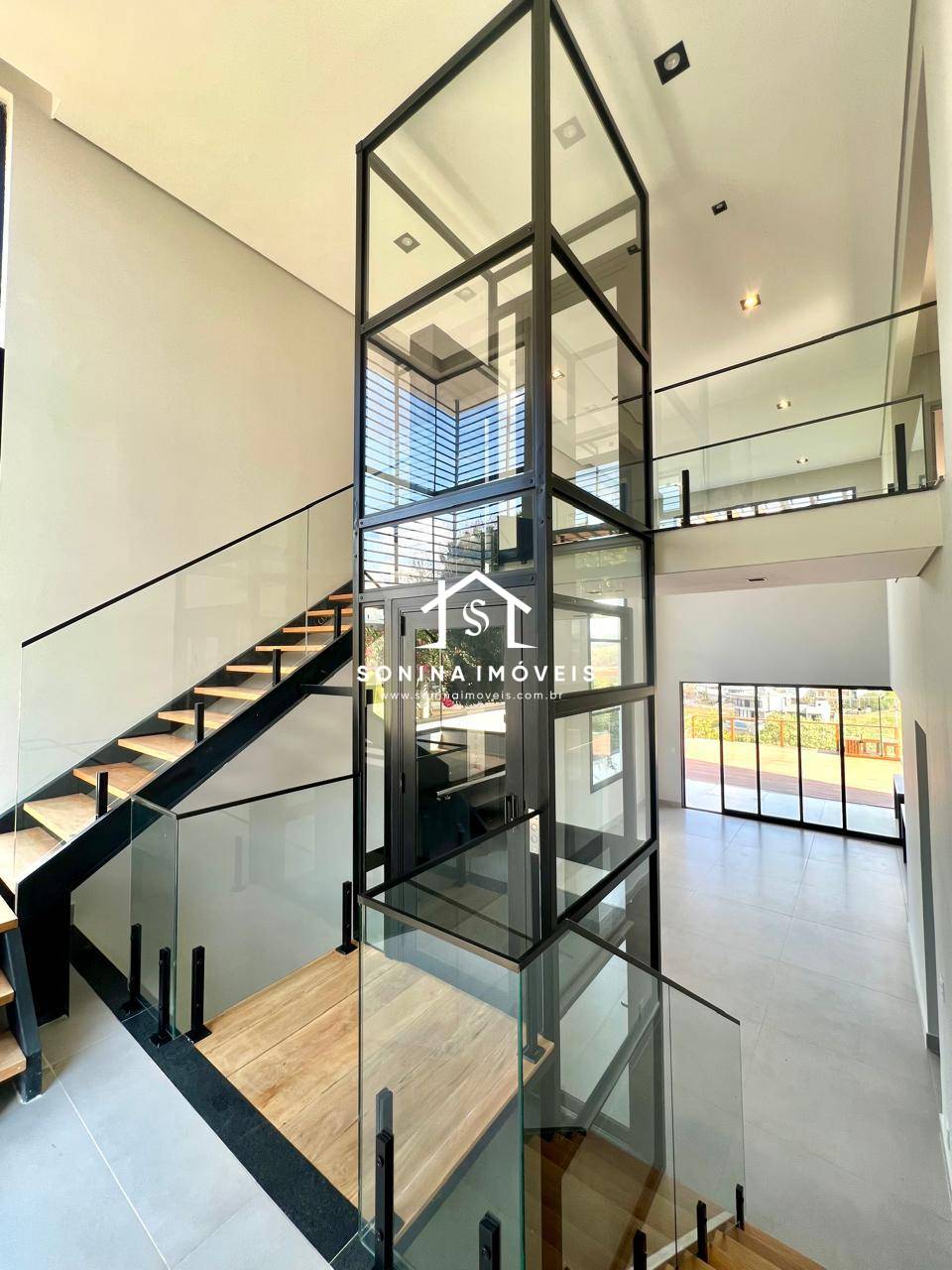 Casa, 3 quartos, 290 m² - Foto 2