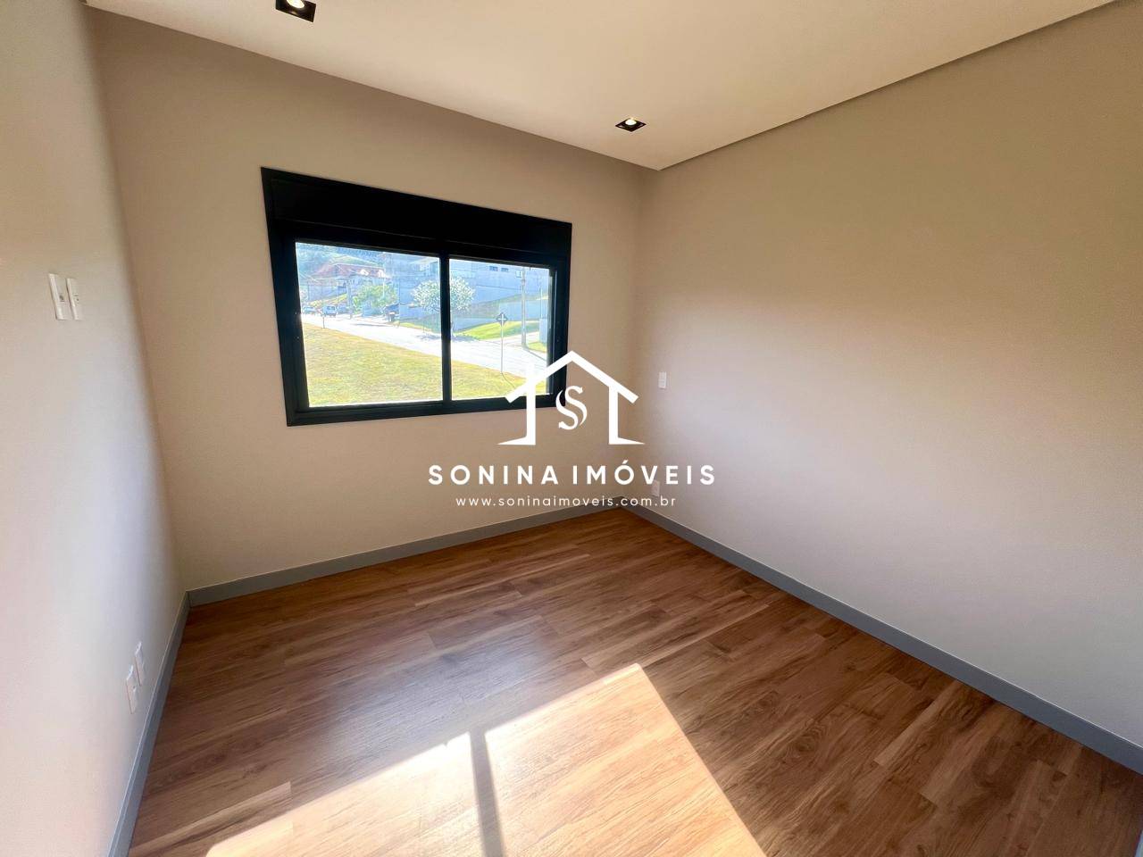 Casa, 3 quartos, 290 m² - Foto 21