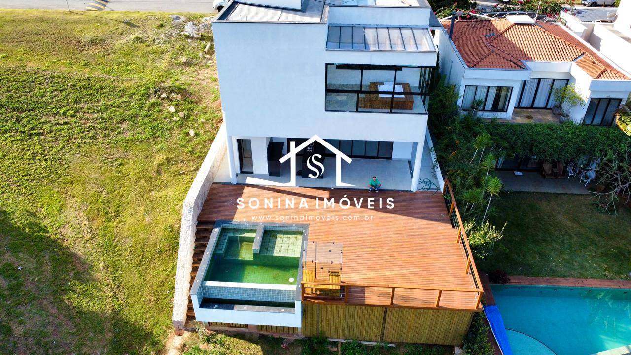 Casa, 3 quartos, 290 m² - Foto 32