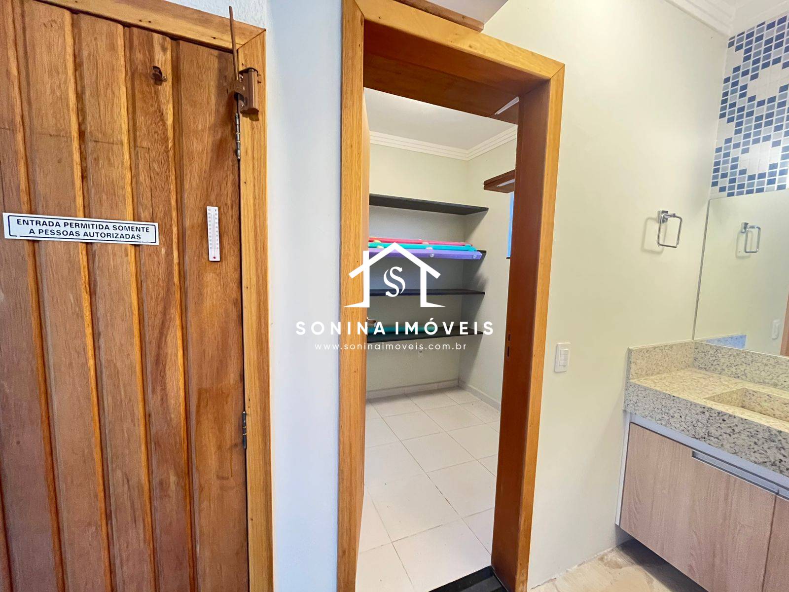 Casa, 4 quartos, 347 m² - Foto 32