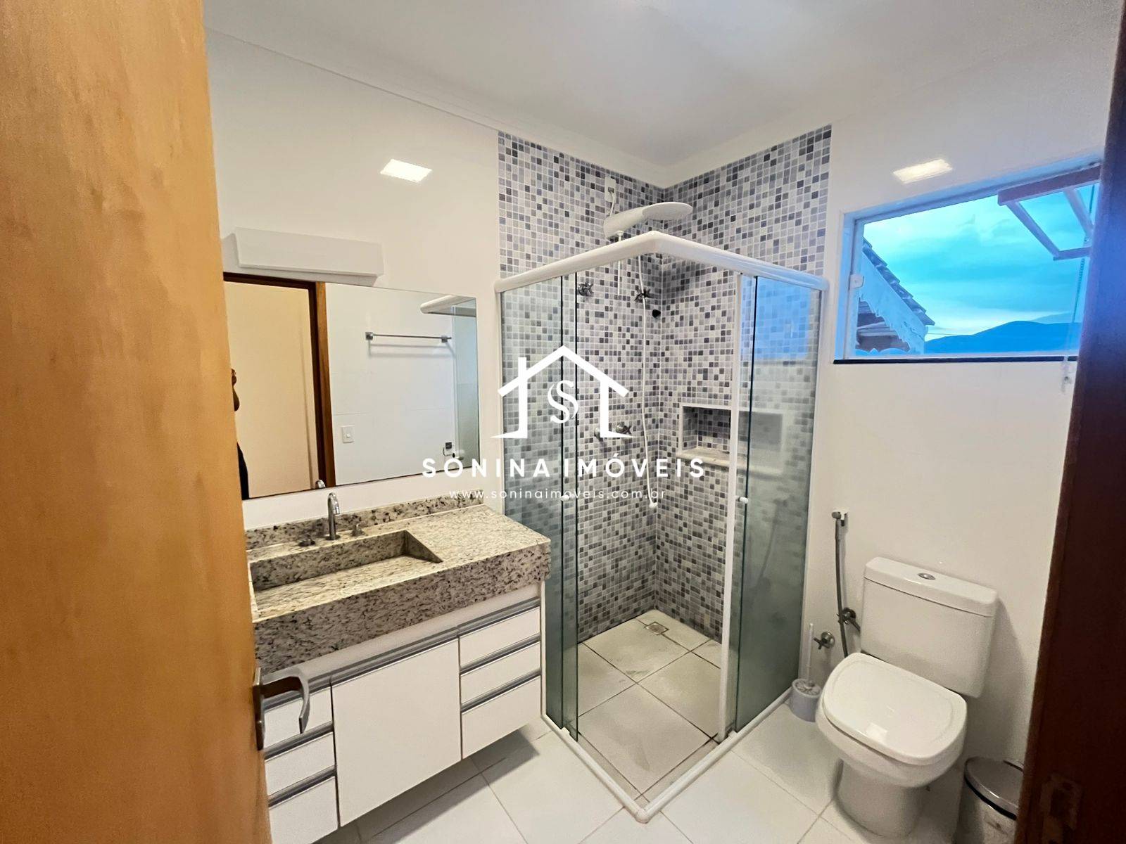 Casa, 4 quartos, 347 m² - Foto 52