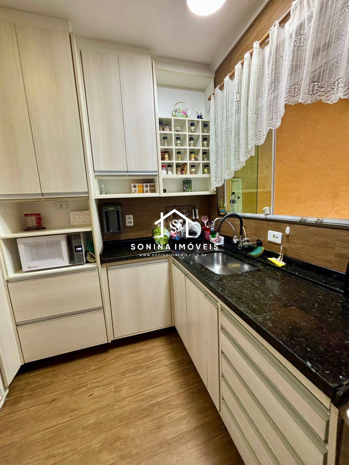 Casa, 4 quartos, 200 m² - Foto 9