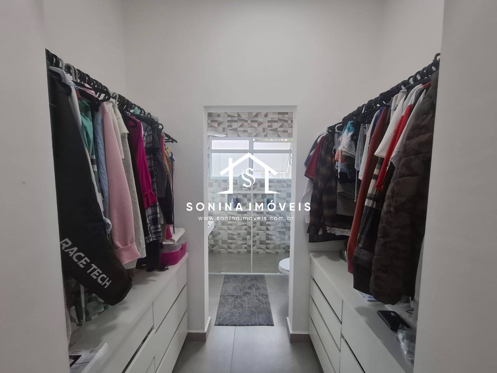 Casa, 3 quartos, 201 m² - Foto 35