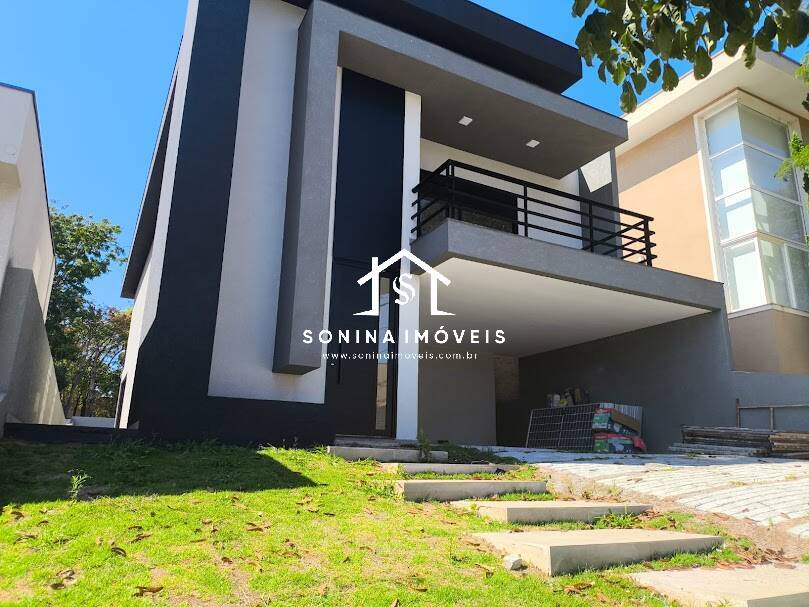 Casa, 5 quartos, 307 m² - Foto 1