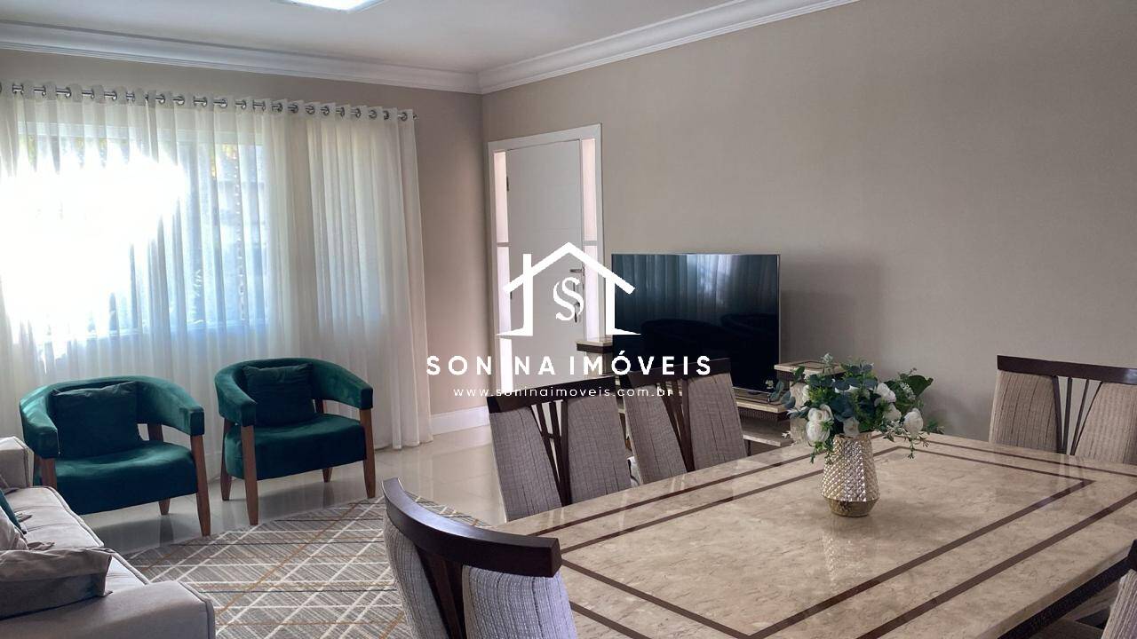 Casa, 3 quartos, 270 m² - Foto 6