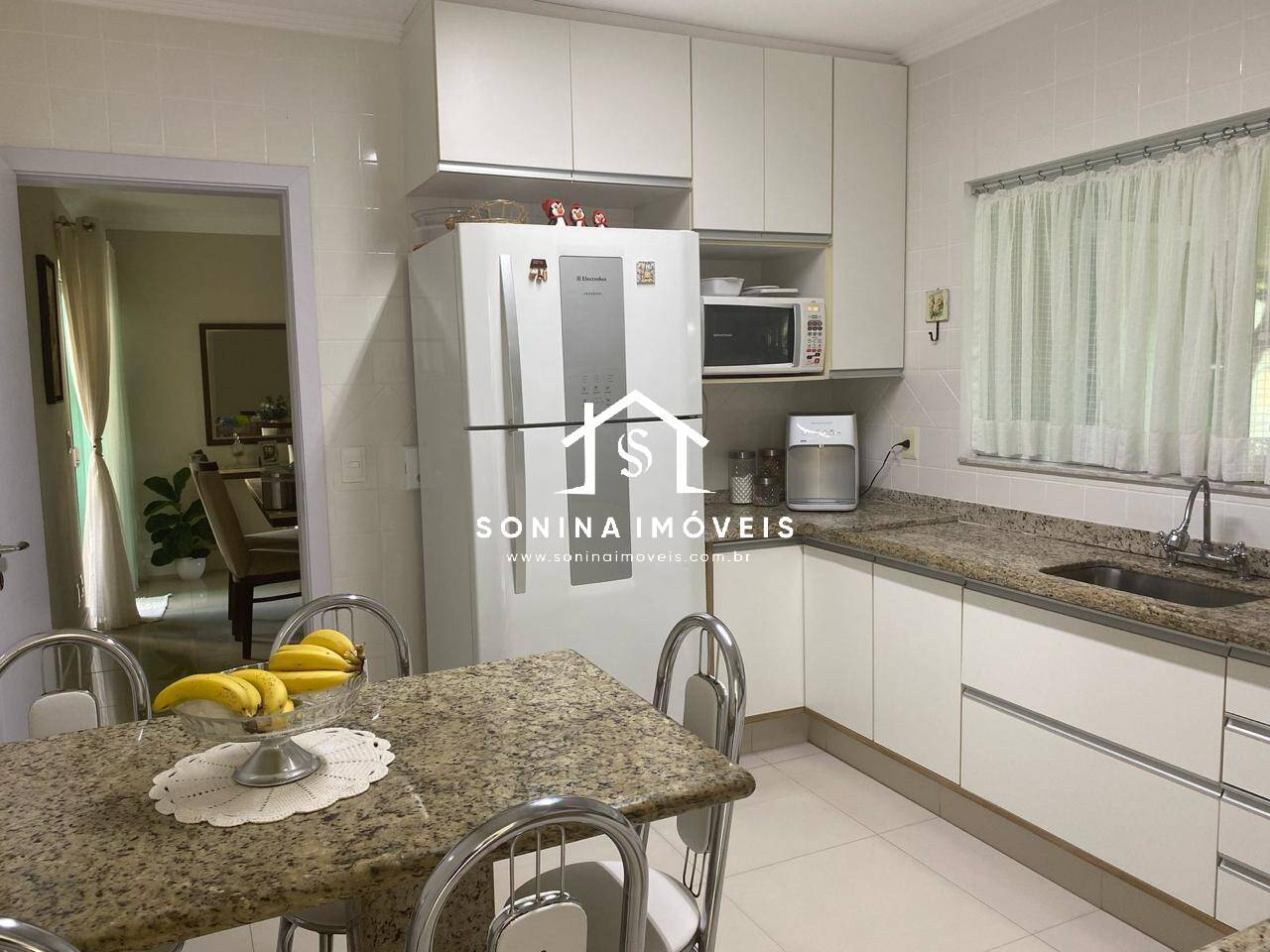 Casa, 3 quartos, 270 m² - Foto 8
