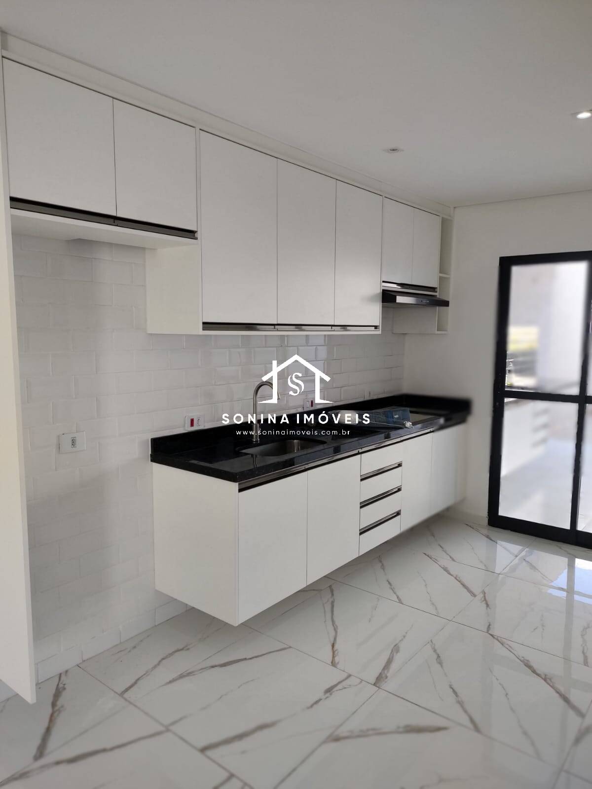 Casa, 3 quartos, 128 m² - Foto 2