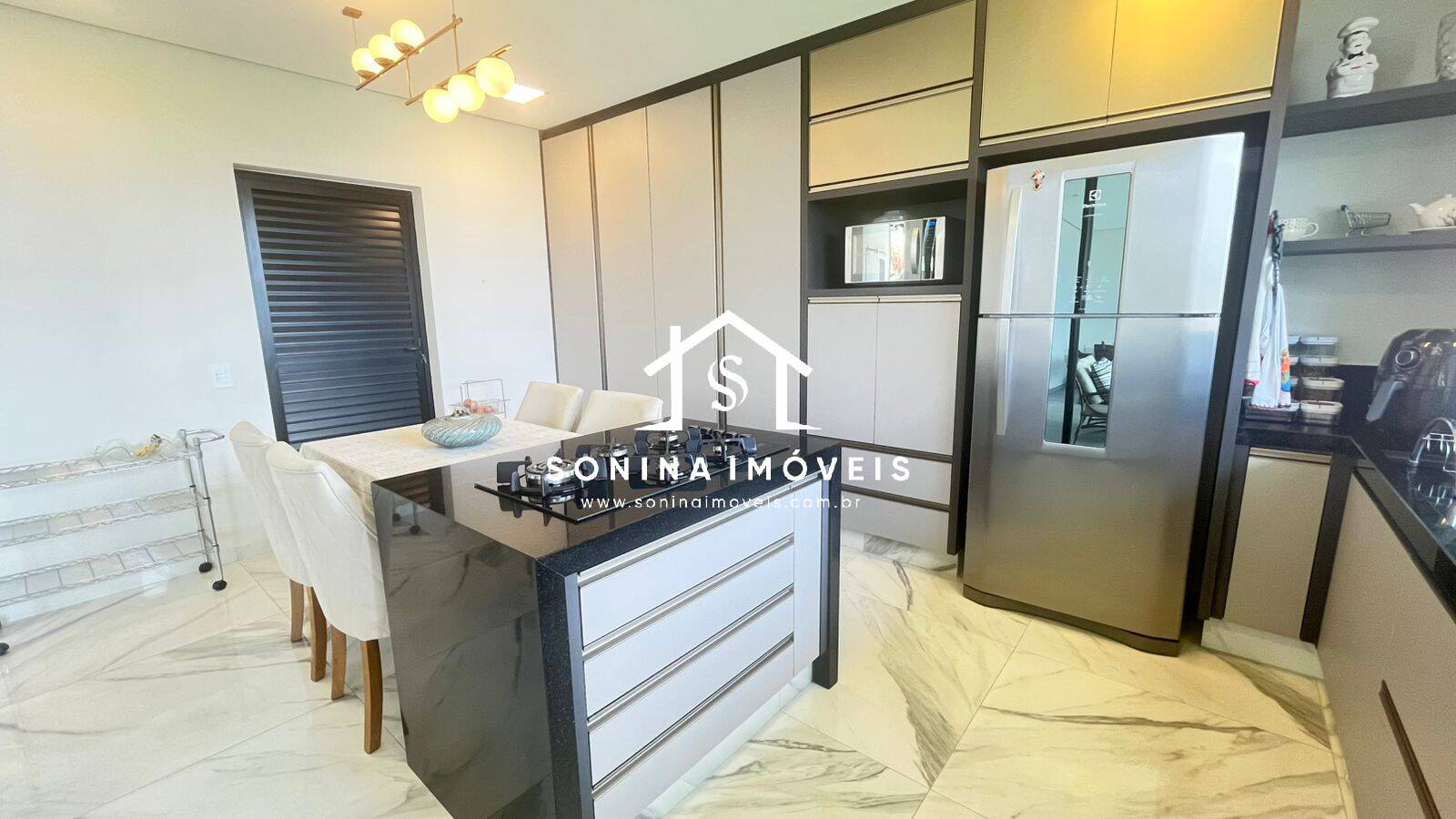 Casa, 4 quartos, 389 m² - Foto 11