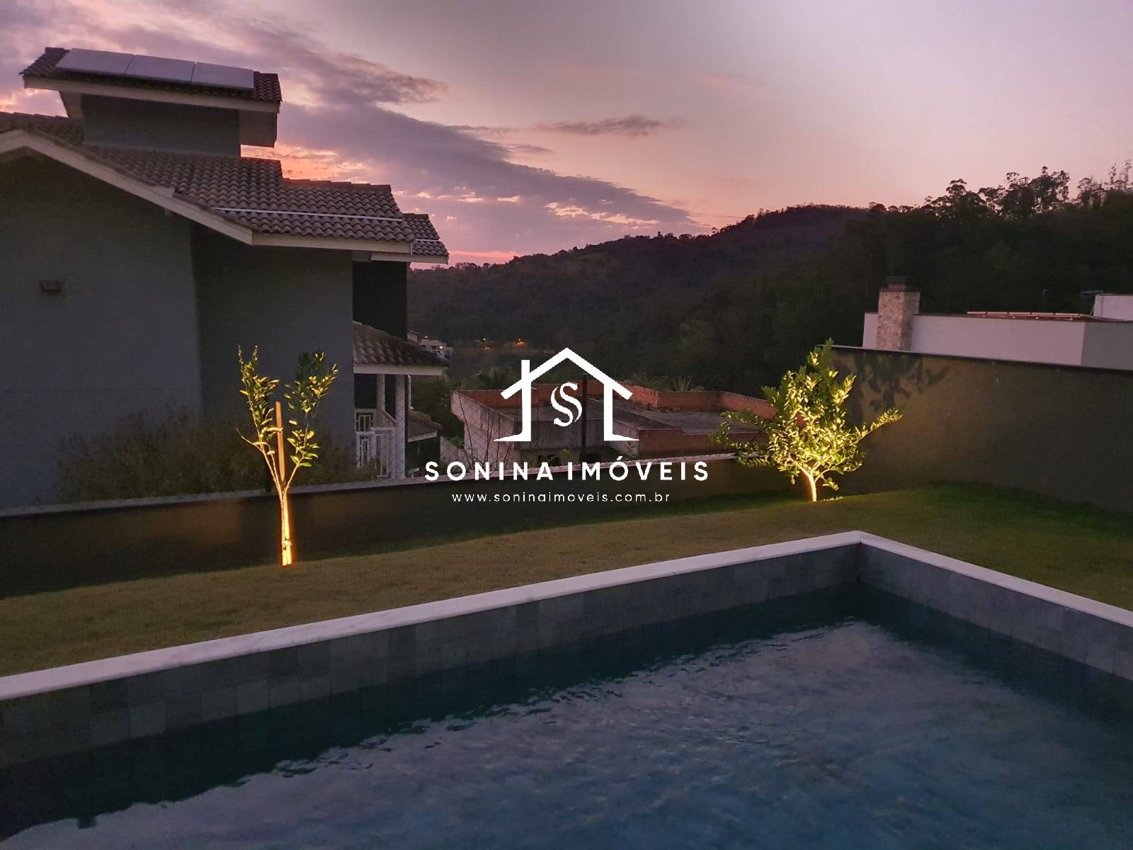 Casa, 4 quartos, 389 m² - Foto 52